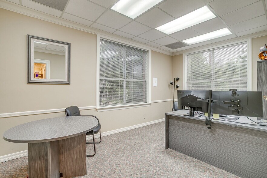 1309 W Abram St, Arlington, TX à vendre - Photo de l’immeuble – Image 3 sur 10