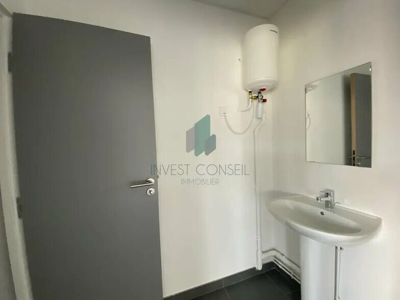 Local d’activités dans Cormeilles-en-Parisis à louer - Photo intérieure – Image 3 sur 10