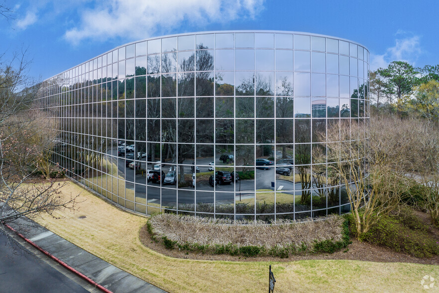 3500 Blue Lake Dr, Birmingham, AL à louer - Photo de l’immeuble – Image 1 sur 10