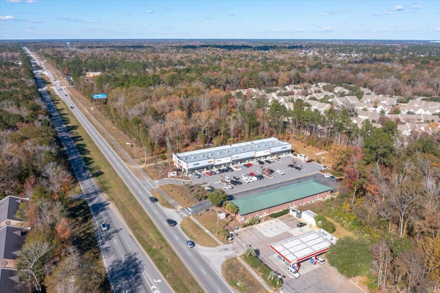 8680 Dorchester Rd, North Charleston, SC à louer - Photo principale – Image 1 sur 17