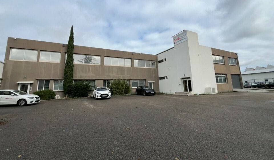 12 Rue Des Piverts, Saint-Priest à vendre - Photo de l’immeuble – Image 2 sur 7