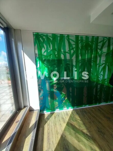 Bureau dans Malakoff à louer - Photo de l’immeuble – Image 2 sur 15