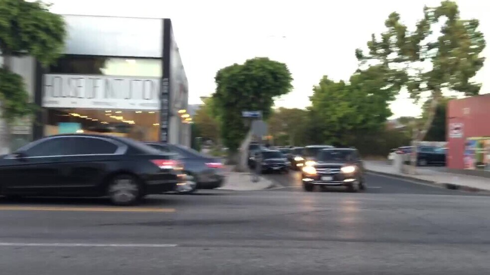 7449-7451 Melrose Ave, Los Angeles, CA à louer - Vidéo sur l’annonce professionnelle – Image 2 sur 5