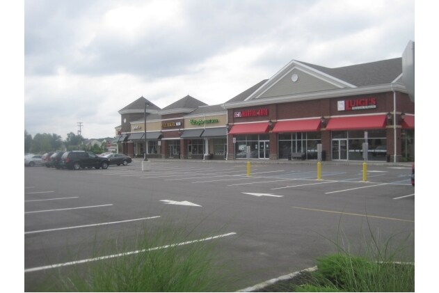 351-365 N County Line Rd, Jackson, NJ à louer - Photo de l’immeuble – Image 3 sur 11