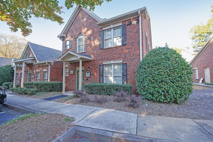 1301 Shiloh Rd NW, Kennesaw, GA à vendre - Photo de l’immeuble – Image 1 sur 9