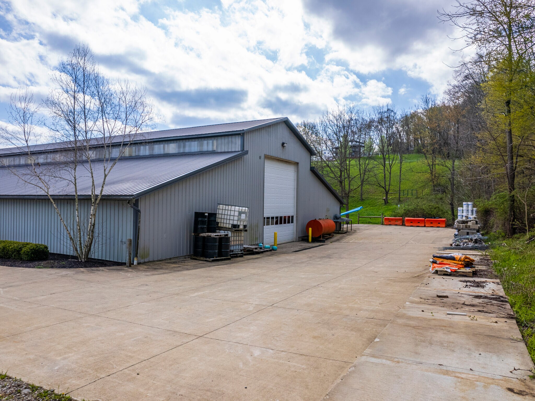 2425 Township Road 414, Dundee, OH à vendre Photo de l’immeuble– Image 1 sur 35