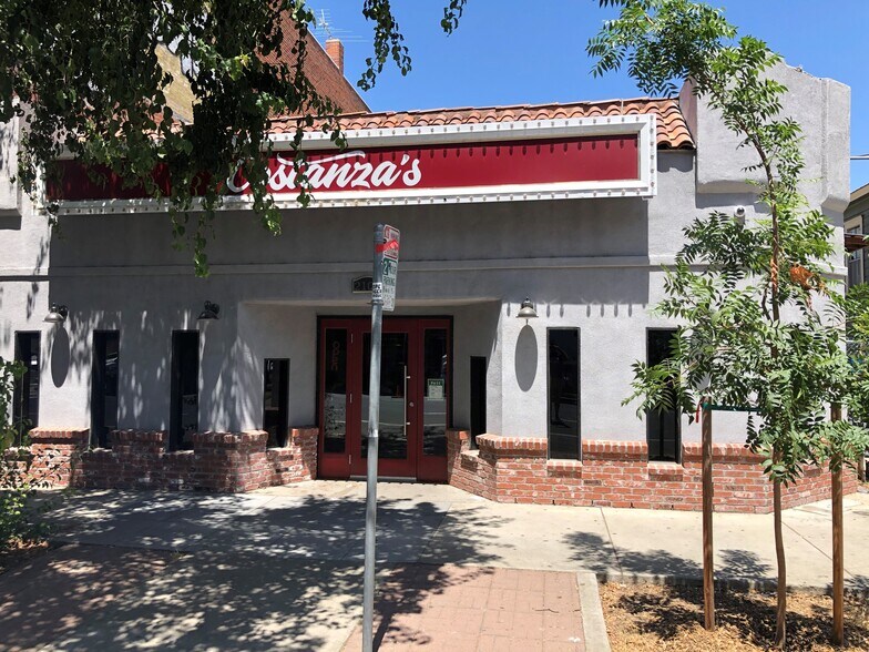 2101 L & 2107 L St. Retail portefeuille de 2 biens à vendre sur LoopNet.fr - Photo de l’immeuble – Image 3 sur 11