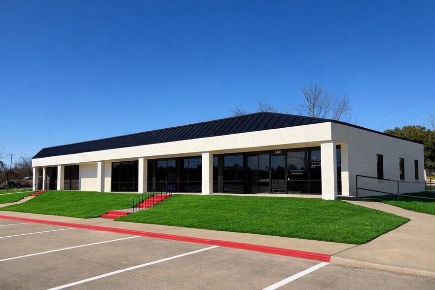 1449 Forest Ln, Garland, TX à louer - Photo de l’immeuble – Image 3 sur 22