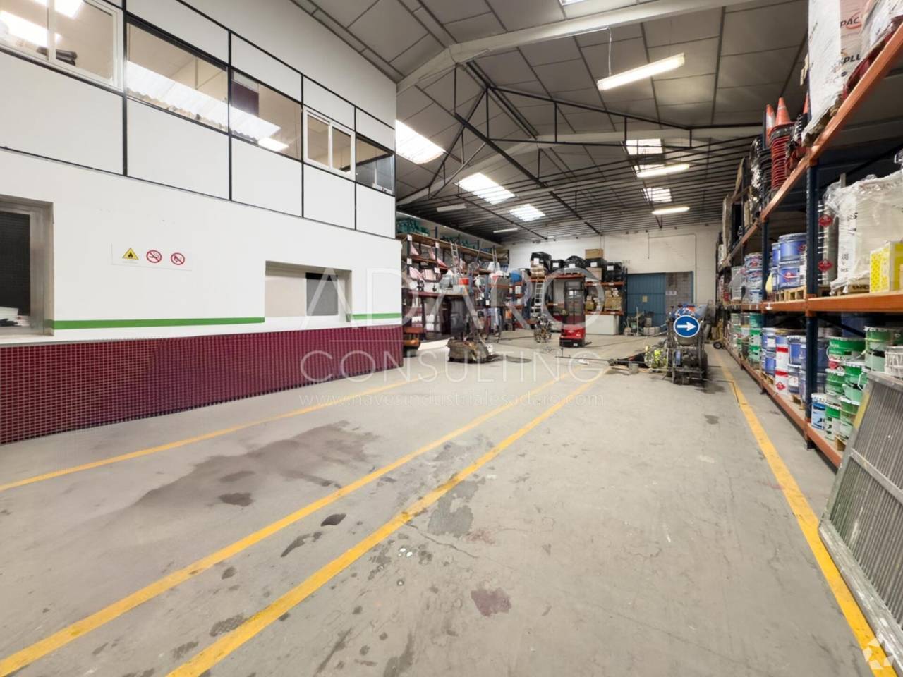 Industriel/Logistique dans San Fernando de Henares, Madrid à vendre Photo principale– Image 1 sur 16