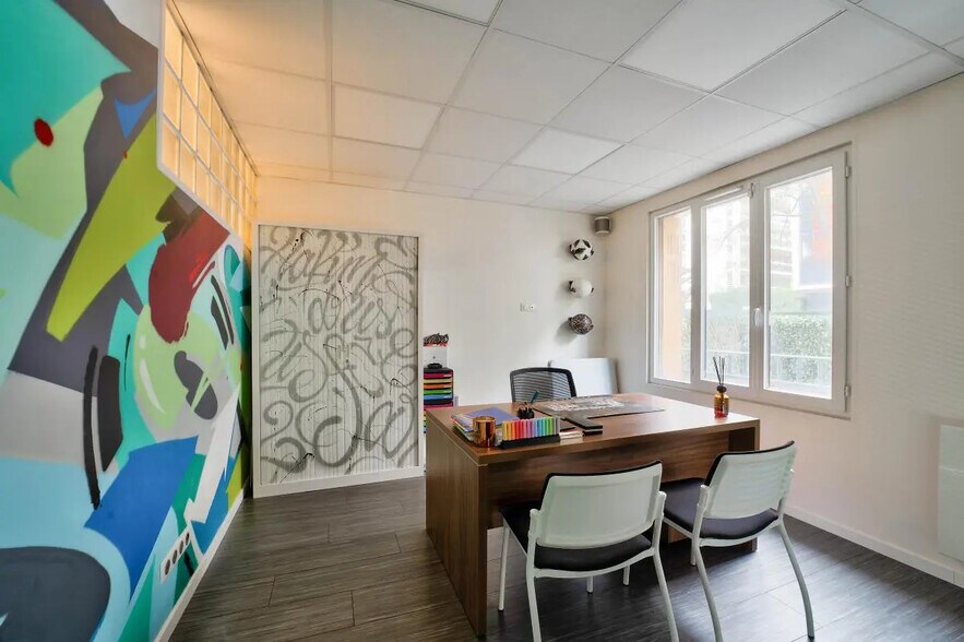 Bureau dans Boulogne-Billancourt à vendre - Photo de l’immeuble – Image 3 sur 9