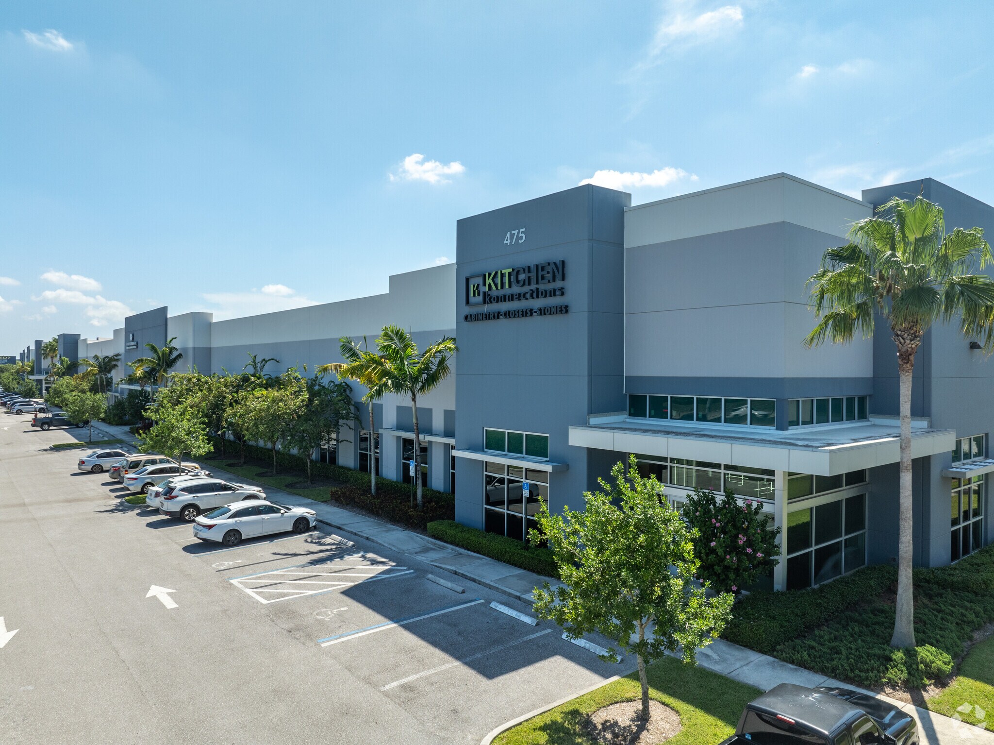 475 N Cleary Rd, West Palm Beach, FL à louer Photo de l’immeuble– Image 1 sur 34