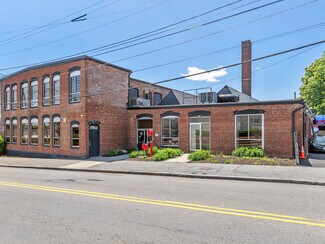 Plus de détails pour 67 Maplewood St, Malden, MA - Bureau à louer