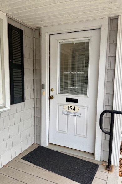 154 Pleasant St, North Andover, MA à louer - Photo de l’immeuble – Image 3 sur 7