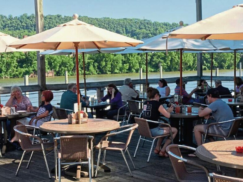 0 Potomac Shores, Dumfries, VA à louer - Photo de l’immeuble – Image 3 sur 5