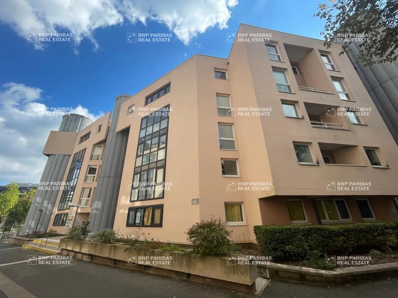 Bureau dans Orléans à vendre - Photo de l’immeuble – Image 1 sur 12