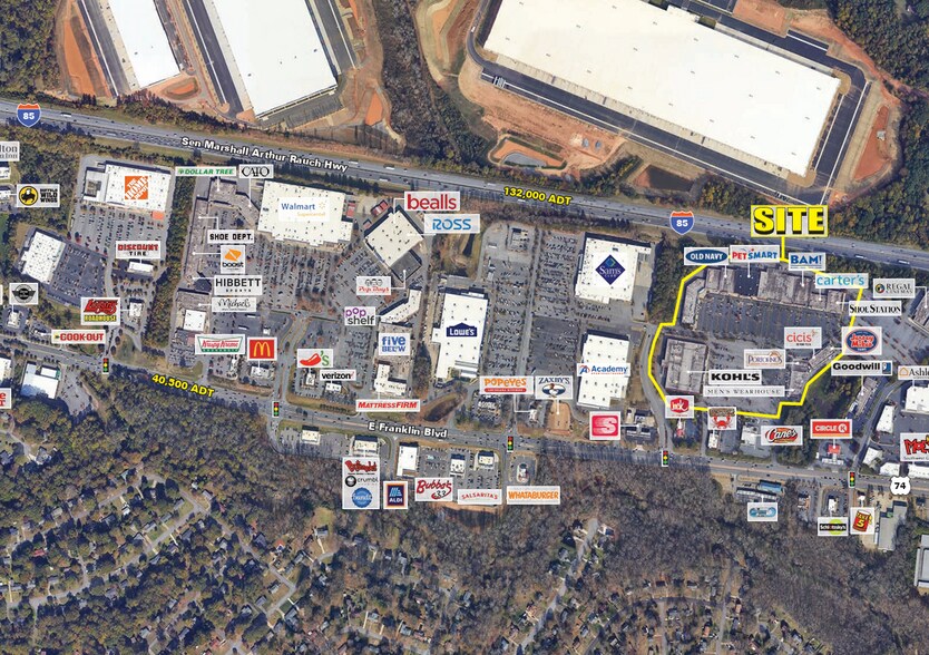 3746-3758 E Franklin Blvd, Gastonia, NC à louer - Photo de l’immeuble – Image 2 sur 5