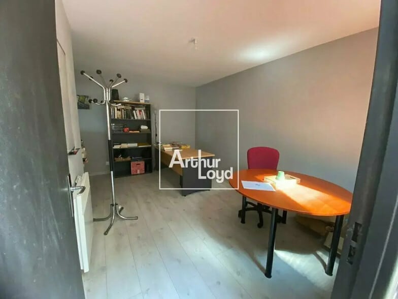 Bureau dans Le Mée-sur-Seine à louer - Photo intérieure – Image 3 sur 13