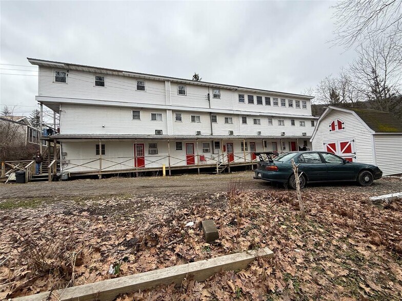 44 Oak St, Deposit, NY à vendre - Photo de l’immeuble – Image 3 sur 3