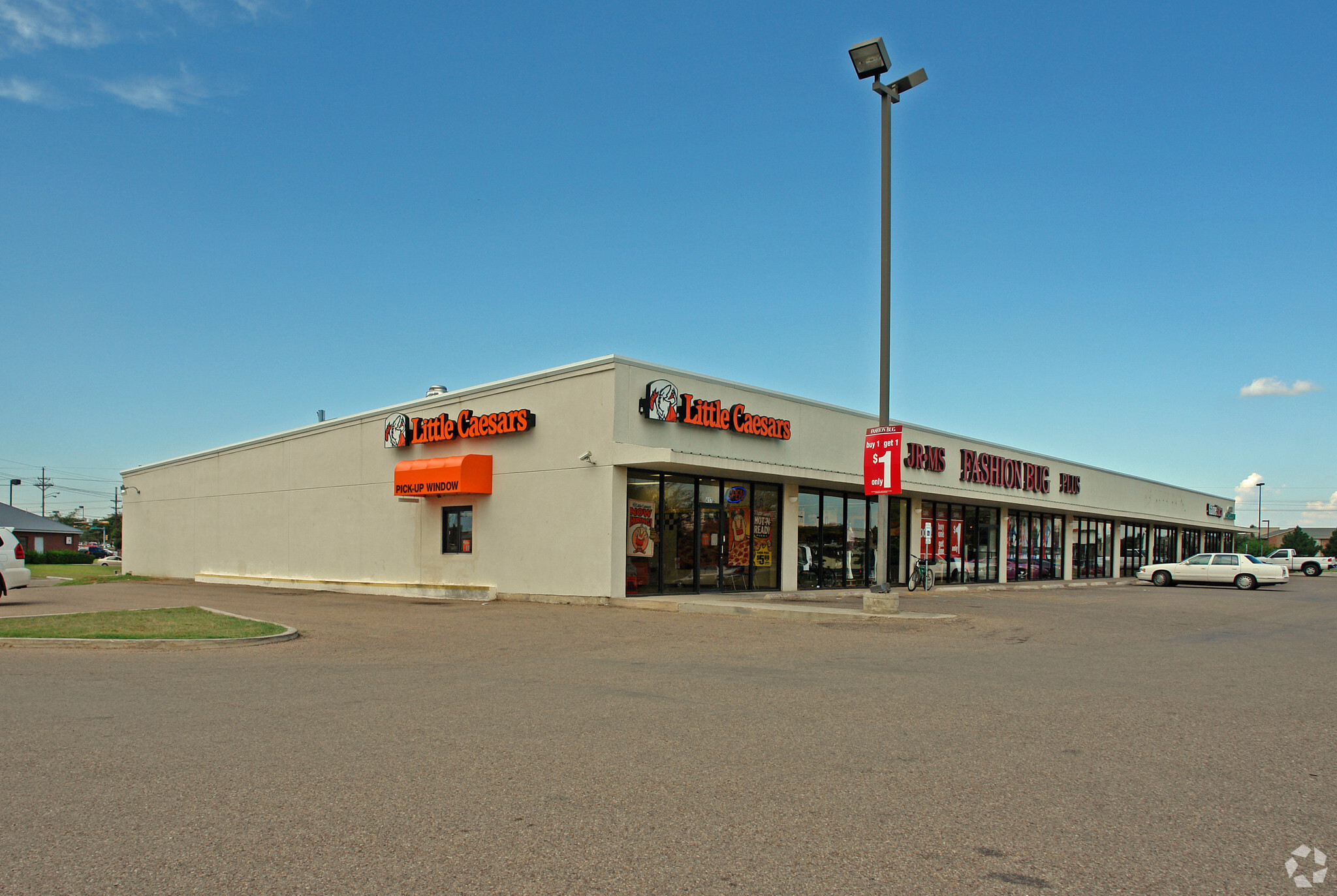 411-419 Frankford Ave, Lubbock, TX à vendre Photo principale– Image 1 sur 54