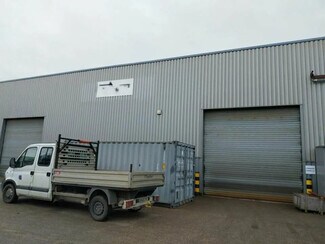 Plus de détails pour Local d'activités à louer