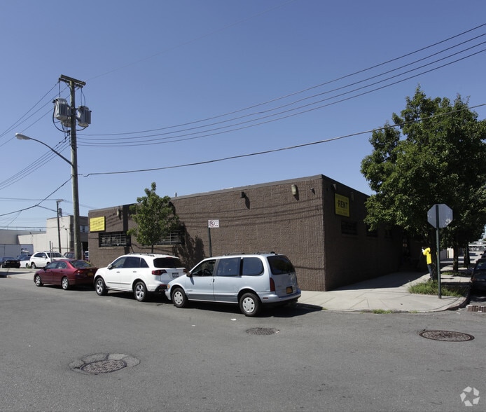 14906 182nd St, Jamaica, NY à louer - Photo de l’immeuble – Image 3 sur 14