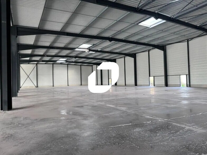 Bureau dans Bondues à louer - Photo de l’immeuble – Image 3 sur 9