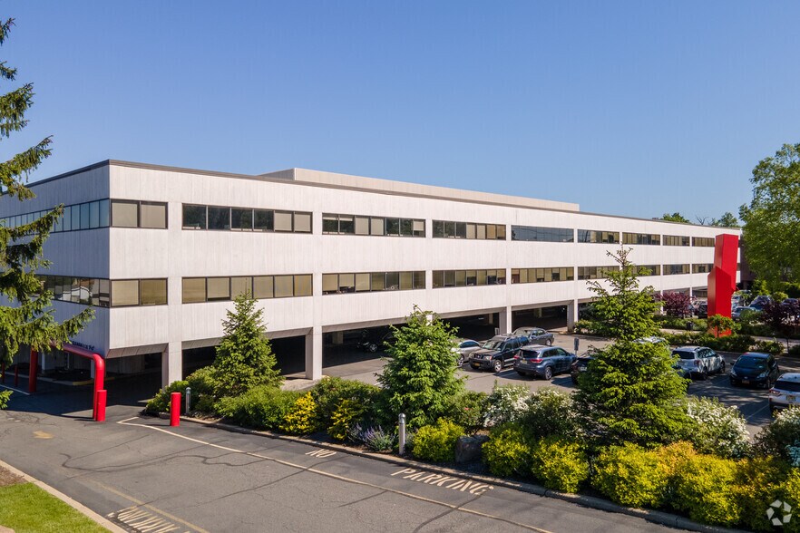 270 Sylvan Ave, Englewood Cliffs, NJ à louer - Photo de l’immeuble – Image 1 sur 6