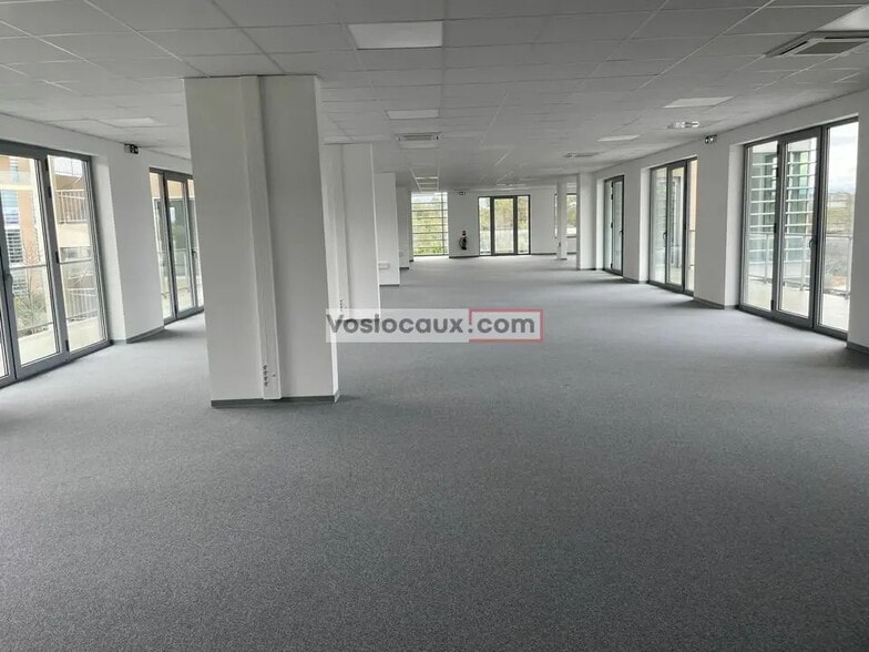 Bureau dans Biot à louer - Photo de l’immeuble – Image 2 sur 7