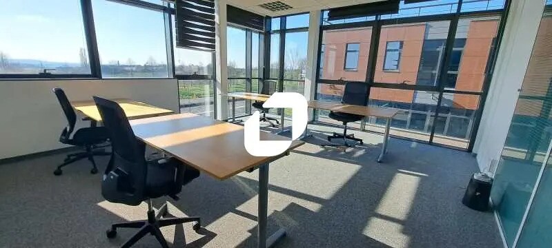 Bureau dans Noisy-le-Roi à louer - Photo de l’immeuble – Image 2 sur 17
