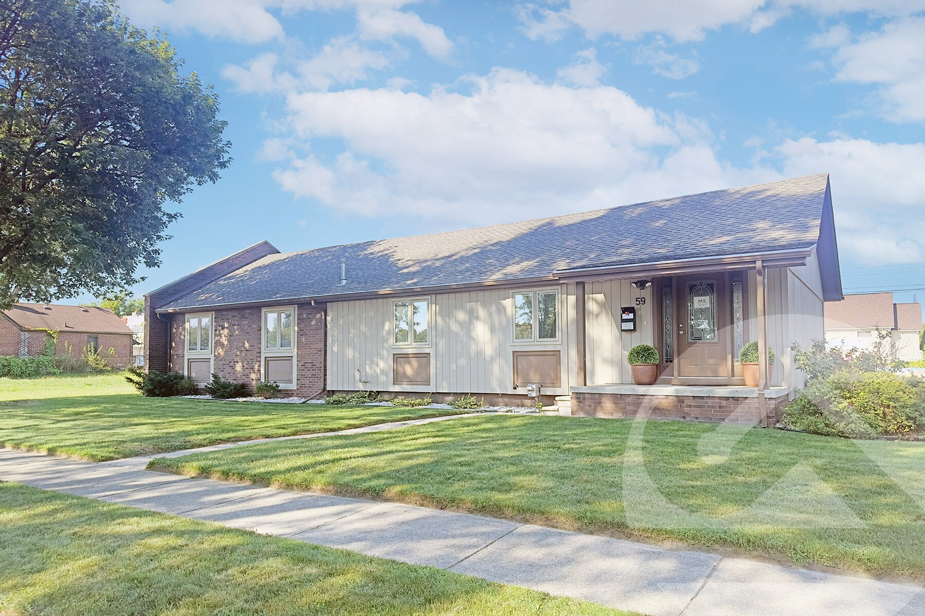 59 Florence St, Clawson, MI à vendre Photo principale– Image 1 sur 2