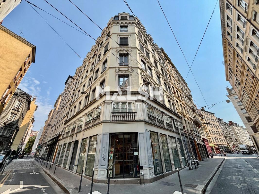 Bureau dans Lyon à louer Photo de l’immeuble– Image 1 sur 10