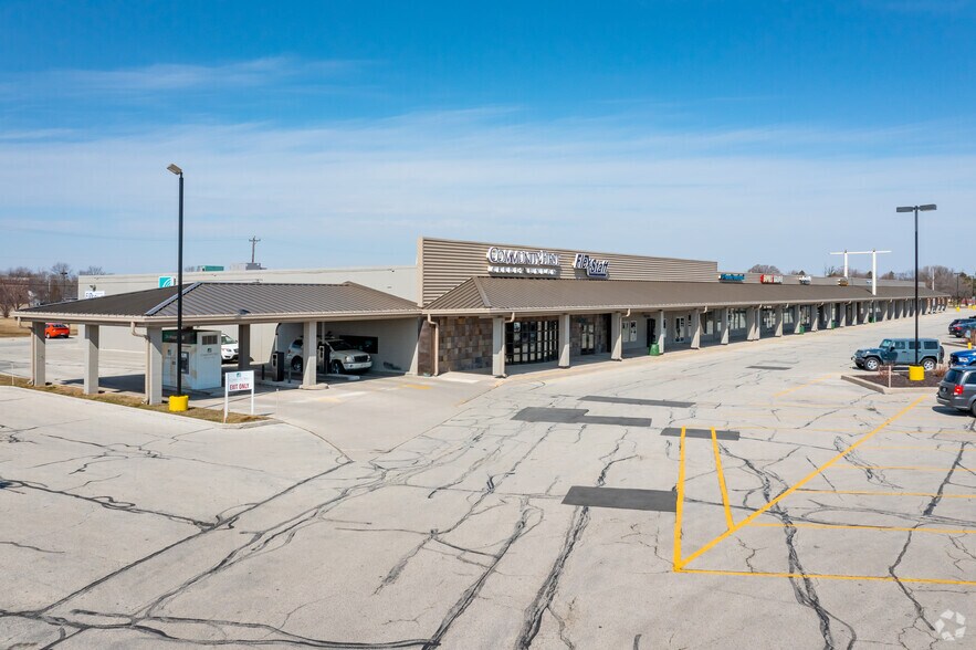 1100 S 30th St, Manitowoc, WI à vendre - Photo principale – Image 1 sur 16