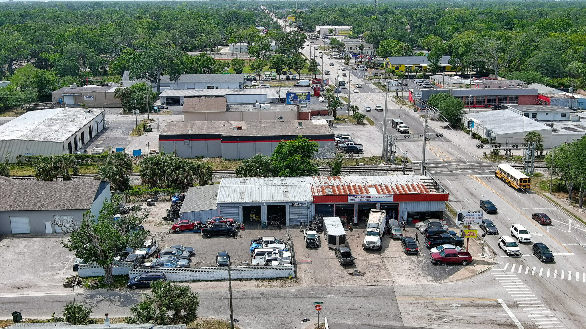 401 Mason Ave, Daytona Beach, FL à vendre Photo de l’immeuble– Image 1 sur 11