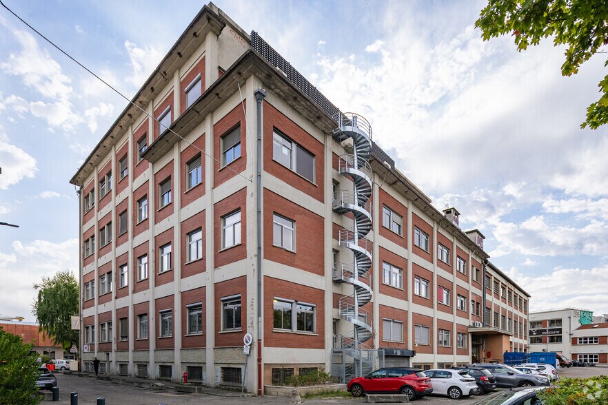 24 Avenue Joannès Masset, Lyon à louer - Photo de l’immeuble – Image 2 sur 2