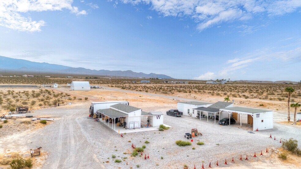1131 E Bell Vista Ave, Pahrump, NV à vendre - Photo de l’immeuble – Image 2 sur 8