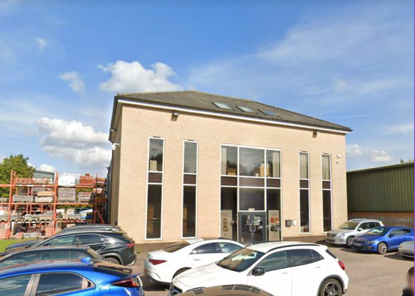 York & Howden Investment Opportunity portefeuille de 3 biens à vendre sur LoopNet.fr - Photo principale – Image 3 sur 3