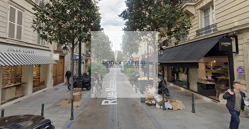 Local commercial dans Neuilly-sur-Seine à louer - Photo de l’immeuble – Image 1 sur 2