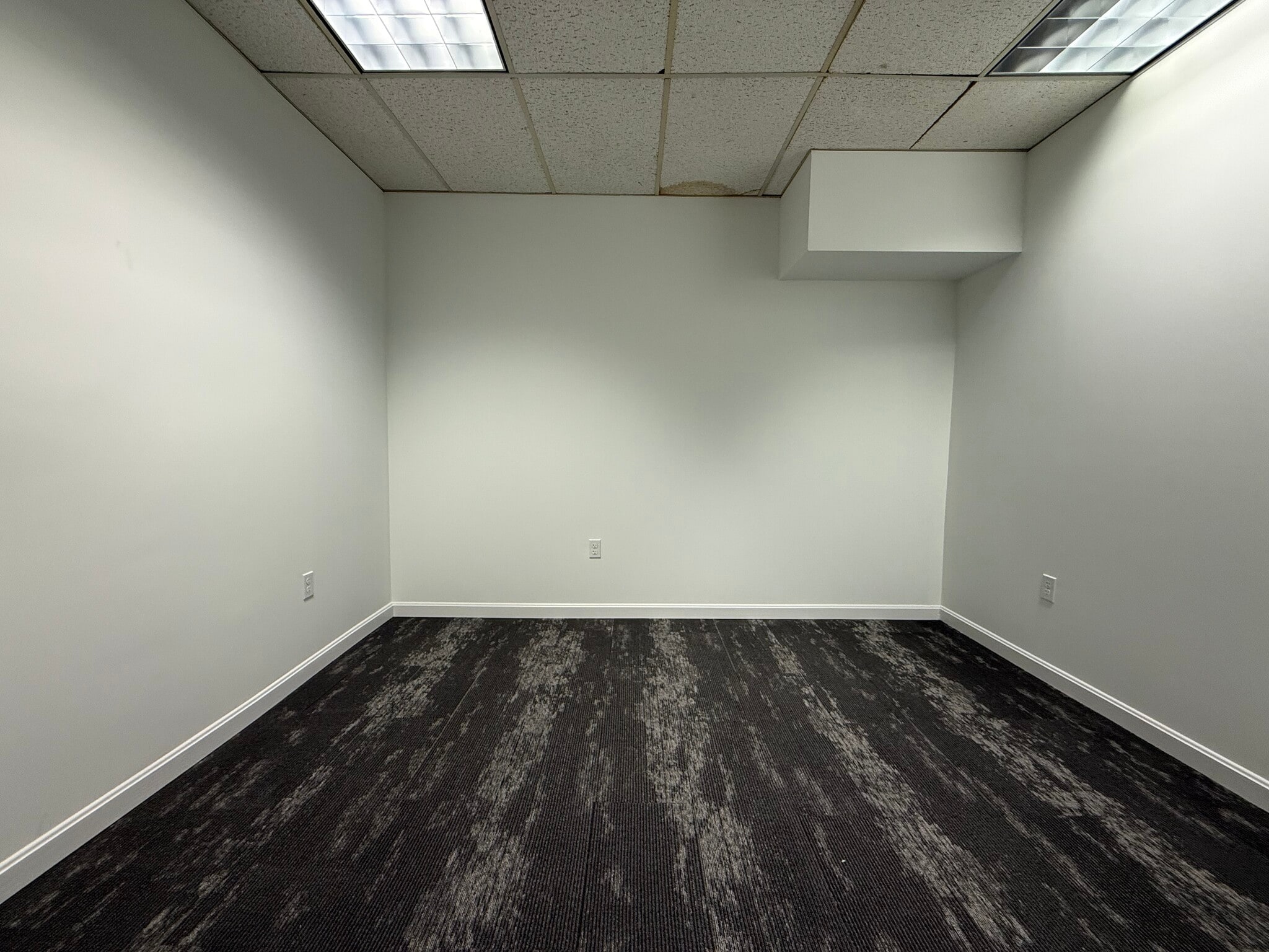 554 Main St, Worcester, MA à louer Photo intérieure– Image 1 sur 24