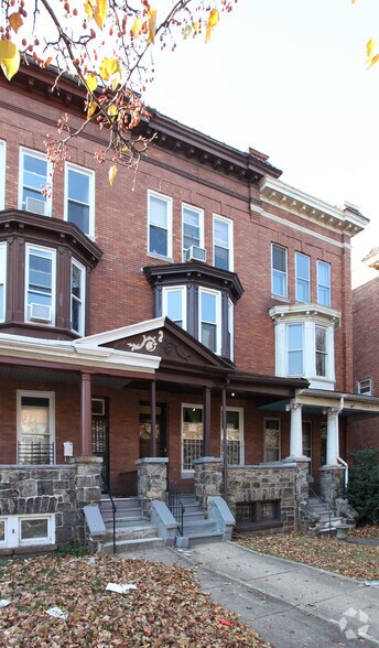 3106 N Calvert St, Baltimore, MD à vendre - Photo de l’immeuble – Image 2 sur 8