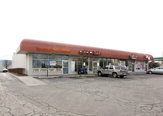 Plus de détails pour 23935-23959 W Nine Mile Rd, Southfield, MI - Bureau/Local commercial à louer