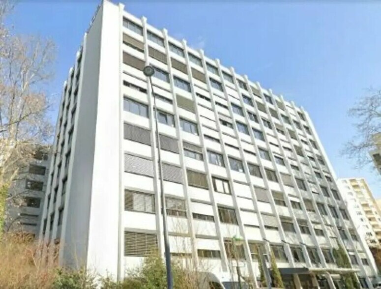 Bureau dans Villeurbanne à vendre - Photo de l’immeuble – Image 1 sur 5