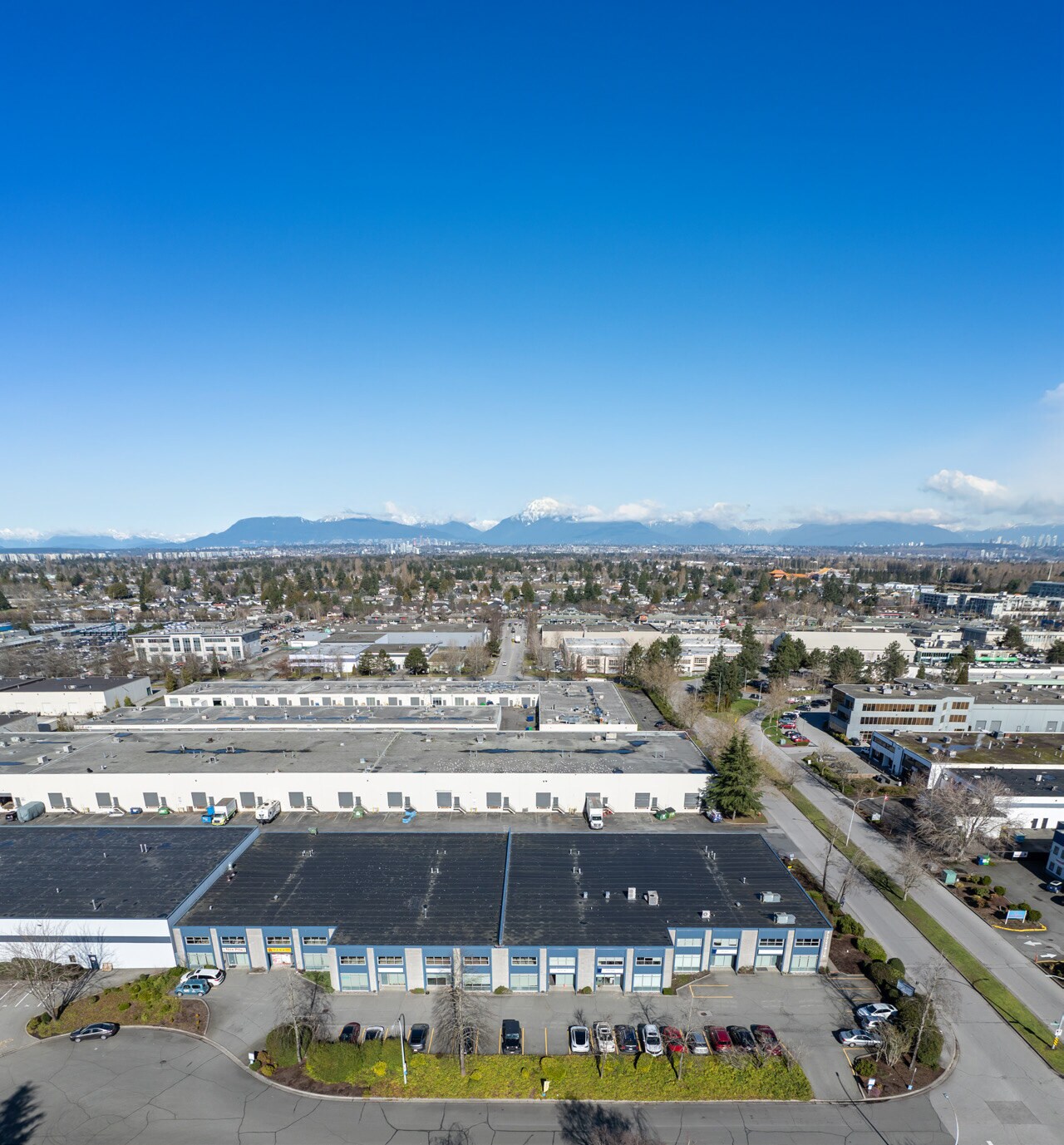 11471 Blacksmith Pl, Richmond, BC à louer Photo de l’immeuble– Image 1 sur 4