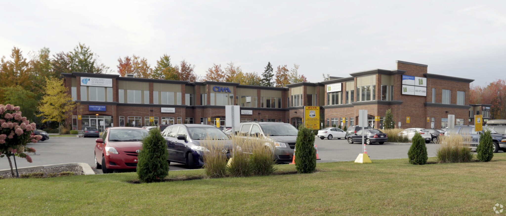 3195 Boul de la Pinière, Terrebonne, QC à louer Photo principale– Image 1 sur 3