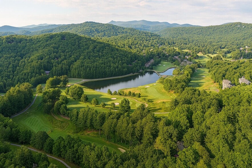 429 Tahoe ln, Sky Valley, GA à vendre - Autre – Image 1 sur 5