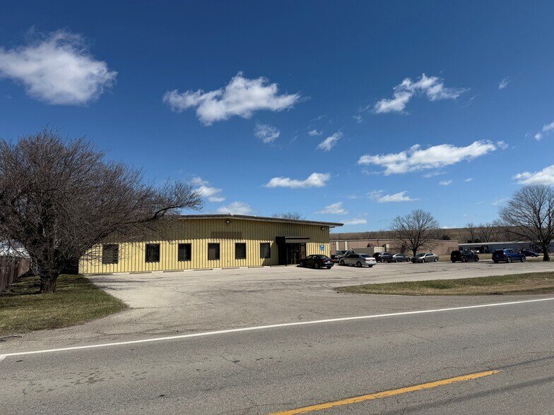 6020 Benore Rd, Toledo, OH à louer - Photo principale – Image 1 sur 4