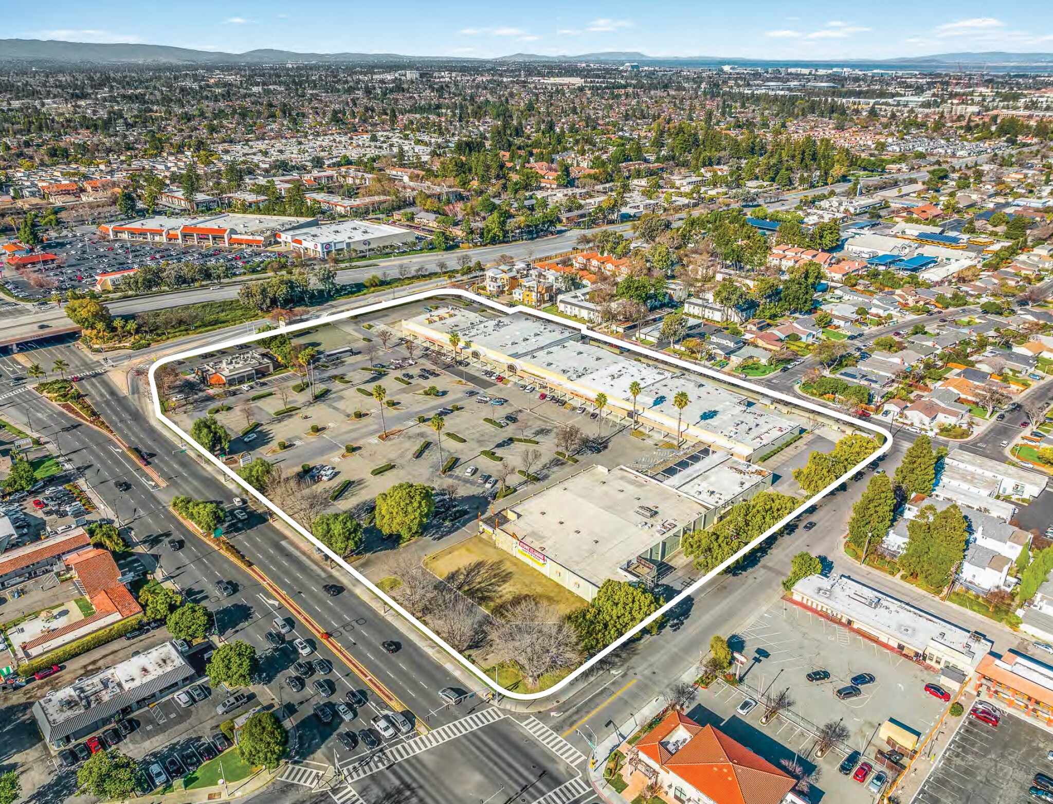 3503-3519 El Camino Real, Santa Clara, CA à vendre Photo de l’immeuble– Image 1 sur 6