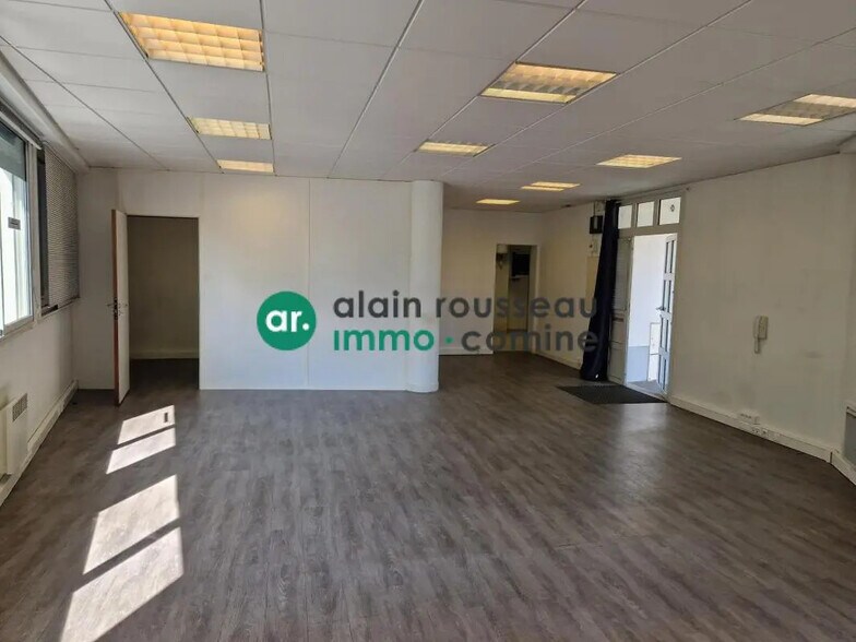 Local commercial dans Cholet à vendre - Photo de l’immeuble – Image 3 sur 8