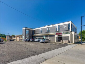 Plus de détails pour 680 E Market St, Akron, OH - Bureau à louer