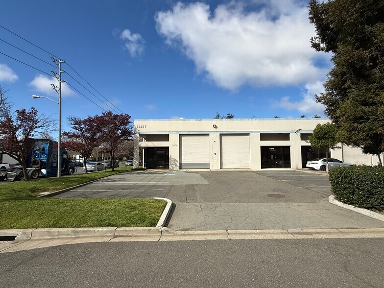 33371-33377 Croation Way, Union City, CA à vendre - Photo de l’immeuble – Image 1 sur 6