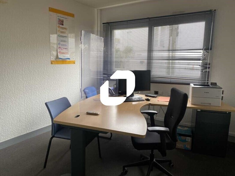 Bureau dans Pessac à louer - Photo de l’immeuble – Image 2 sur 7